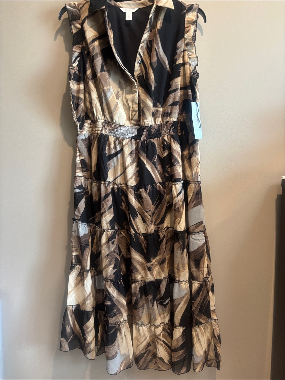 London Times Black and Beige Sleeveless V-Neck Tiered Maxi Dress